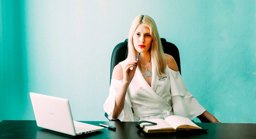 10 comportamientos que las mujeres exitosas exhiben sin darse cuenta