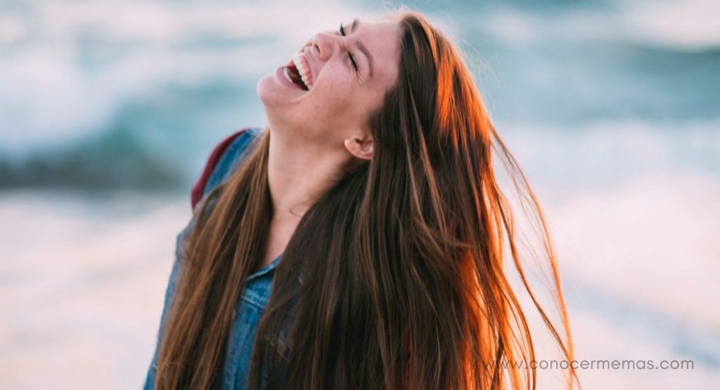 Psicólogos enumeran 5 cosas que nos hacen sentir felices y satisfechos