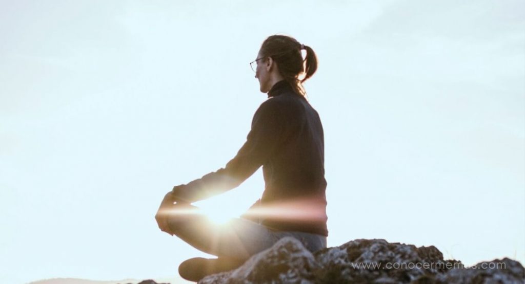 6 Beneficios comprobados de la meditación, según la ciencia