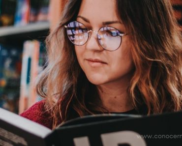 Confirmadas las razones por las personas que usan gafas son más propensas a ser inteligentes